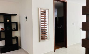 Casa de lujo amueblada 3 recámaras + estudio en Zona Plateada Pachuca