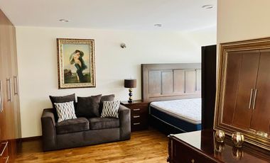 Casa de lujo amueblada 3 recámaras + estudio en Zona Plateada Pachuca