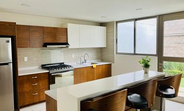 Casa de lujo amueblada 3 recámaras + estudio en Zona Plateada Pachuca