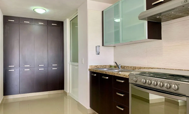 RENTA DE DEPARTAMENTO EN ALTA VITTA CON VISTA ESPECTACULAR