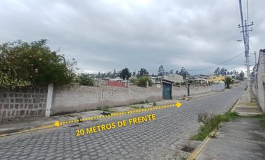 Terreno Plano de 667 m2, en Calderón, Sector Colegio Municipal del Milenio
