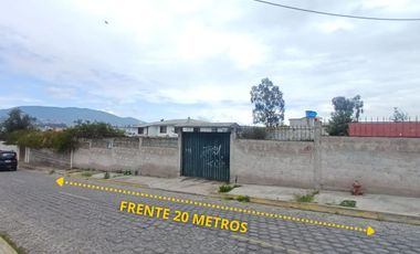 Terreno Plano de 667 m2, en Calderón, Sector Colegio Municipal del Milenio