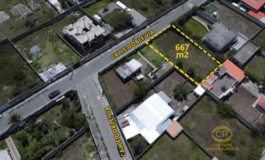 Terreno Plano de 667 m2, en Calderón, Sector Colegio Municipal del Milenio
