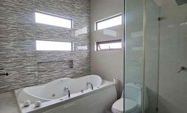 Renta de casa amueblada en Calimaya