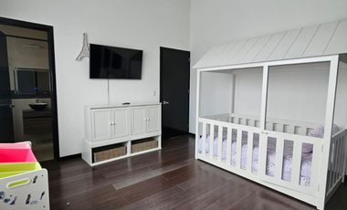 Renta de casa amueblada en Calimaya