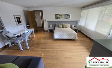 Venta Casa en Pedregal de San Francisco