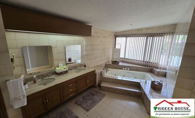 Venta Casa en Pedregal de San Francisco