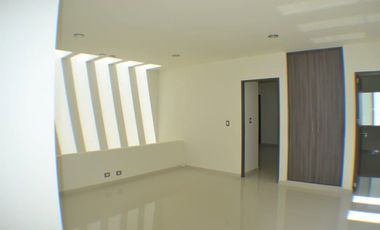 CASA EN VENTA EN RUSCELLO