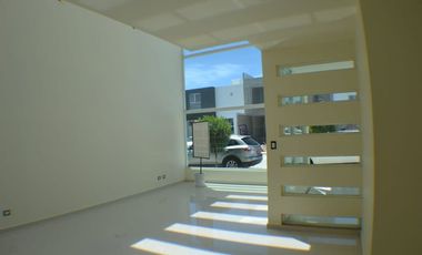 CASA EN VENTA EN RUSCELLO