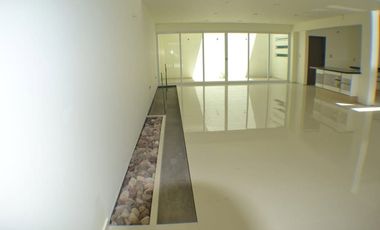 CASA EN VENTA EN RUSCELLO