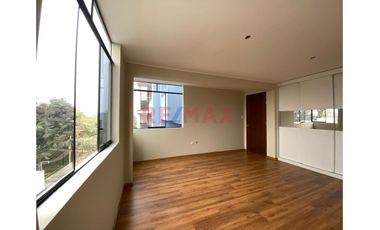 Se Vende Amplio Departamento - Ate