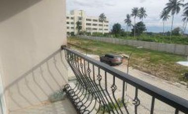 Rumah Cluster mewah 2 lantai,  murah, siap huni, 1 menit ke rumah sakit awal bros hangtuah