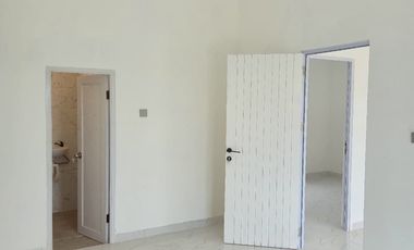 Rumah Cluster mewah 2 lantai,  murah, siap huni, 1 menit ke rumah sakit awal bros hangtuah