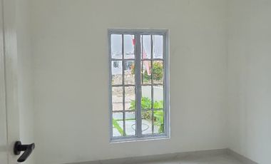 Rumah Cluster mewah 2 lantai,  murah, siap huni, 1 menit ke rumah sakit awal bros hangtuah