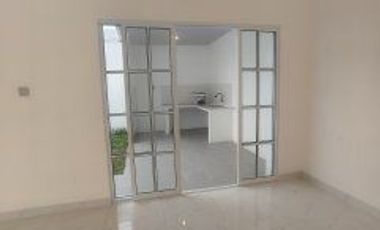 Rumah Cluster mewah 2 lantai,  murah, siap huni, 1 menit ke rumah sakit awal bros hangtuah