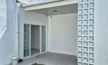 Rumah Cluster mewah 2 lantai,  murah, siap huni, 1 menit ke rumah sakit awal bros hangtuah