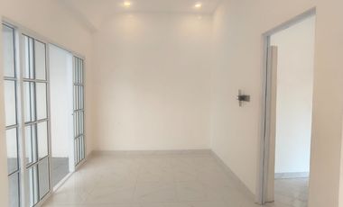 Rumah Cluster mewah 2 lantai,  murah, siap huni, 1 menit ke rumah sakit awal bros hangtuah