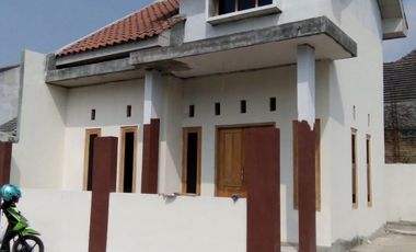 rumah murah di gumpang kartasura dp 0% kpr di bantu dari awal sampai acc lokasi nyaman dan aman cocvok untuk investasi/ tempat tinggal