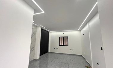 SE ALQUILA AMPLIO TERRENO CON OFICINA VIA PAJONAL