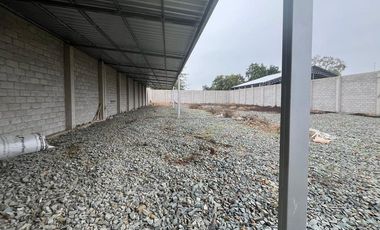 SE ALQUILA AMPLIO TERRENO CON OFICINA VIA PAJONAL