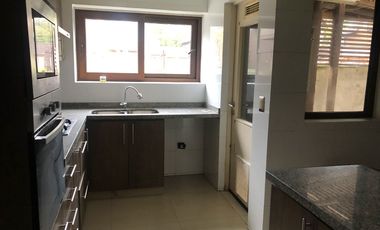 Se vende casa en condominio en Isla teja