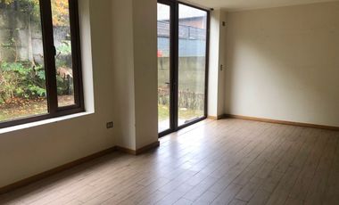 Se vende casa en condominio en Isla teja