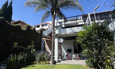Residencia Impecable en Venta – Espacios Amplios, Gran Jardín, Terrazas y Acabados de Lujo
