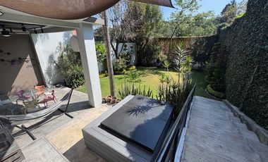 Residencia Impecable en Venta – Espacios Amplios, Gran Jardín, Terrazas y Acabados de Lujo