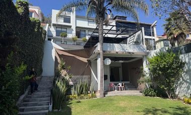 Residencia Impecable en Venta – Espacios Amplios, Gran Jardín, Terrazas y Acabados de Lujo
