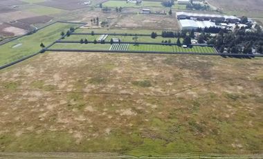 Terreno industrial en venta en Toluca a un lado de la caseta el Dorado
