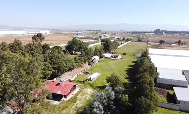 Terreno industrial en venta en Toluca a un lado de la caseta el Dorado