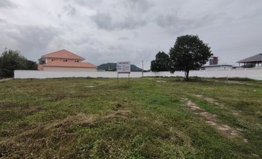 1-0-0 Rai | Corner Building Plot Perfect ​For private Home or Restaurant BUSINESS