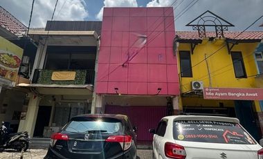 Disewakan Ruko Kemang Pratama, 2 Lantai, Luas 200m2, Parkir Luas, Lokasi Strategis, Keamanan 24 Jam, 2km Menuju Pakuwon Mall Bekasi, Kota Bekasi