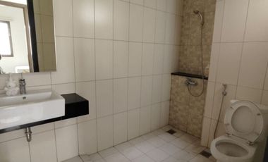 Rumah Semi Furnish Ada Ac Tiap Kamar Disewakan di Cluster Btari Summarecon