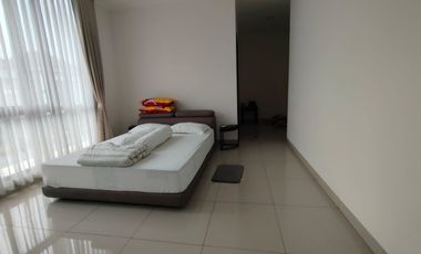 Rumah Semi Furnish Ada Ac Tiap Kamar Disewakan di Cluster Btari Summarecon