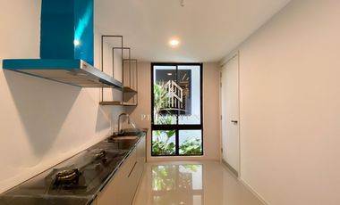 VIVE New Krungthep Kreetha Luxury 3-Storey Modern Home with Exclusive Privacy