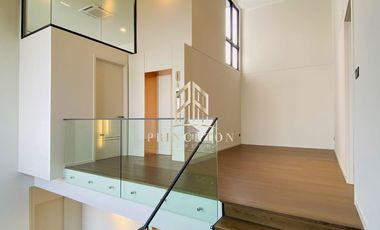 VIVE New Krungthep Kreetha Luxury 3-Storey Modern Home with Exclusive Privacy