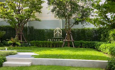 VIVE New Krungthep Kreetha Luxury 3-Storey Modern Home with Exclusive Privacy