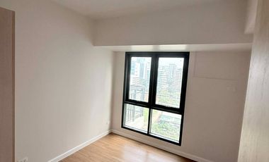 SACRIFICE SALE: VIENTO CERCA - TOWER 2 CONDOMINIUM FOR SALE