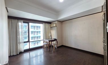 BAY GARDENS CLUB MACTAN TOWER PASAY FOR SALE