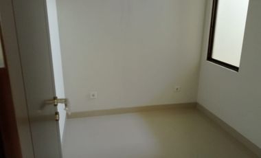 Ruko The Savoy 2lt 7x17 119m JGC Jakarta Garden City Cakung