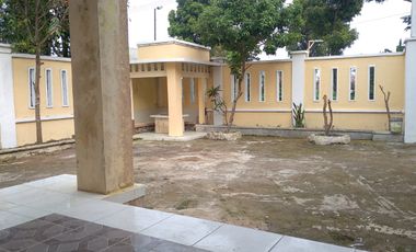 Dijual Rumah + Kavling luas 650m2, 3 Lantai, 3 Kamar Tidur, Area Commercial, Cocok dijadikan Tempat Usaha Kuliner/Tempat Wisata di Wanayasa Purwakarta