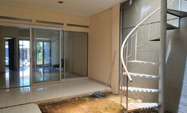 Rumah Cantik dan Asri Batununggal Bandung