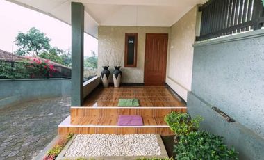 Villa Nyaman Luas Tanah 447 M2,  Dekat Pemandian Air Panas Ciater, Subang, Prop, Jawa Barat.