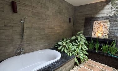 FOR SALE VILLA AT PREMIUM LOCATION CLOSED TO SEMINYAK AREA