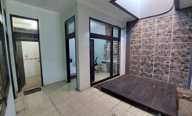 Rumah Siap Huni Tengah Kota Di Area Talaga Bodas dkt Burangrang