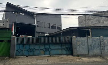 Dijual Gudang Workshop, Jalan Raya Mustikasari, 2 Lantai, Luas 500m2, Muat Container 40 Feet, Bisa KPR, 3km Akses Langsung Tol Bekasi Timur
