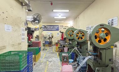 Dijual Gudang Workshop, Jalan Raya Mustikasari, 2 Lantai, Luas 500m2, Muat Container 40 Feet, Bisa KPR, 3km Akses Langsung Tol Bekasi Timur