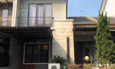 Rumah 2 lantai bagus siap huni di Cibubur Residence