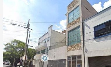 SE VENDE HERMOSA CASA  EN COL. NAPOLES